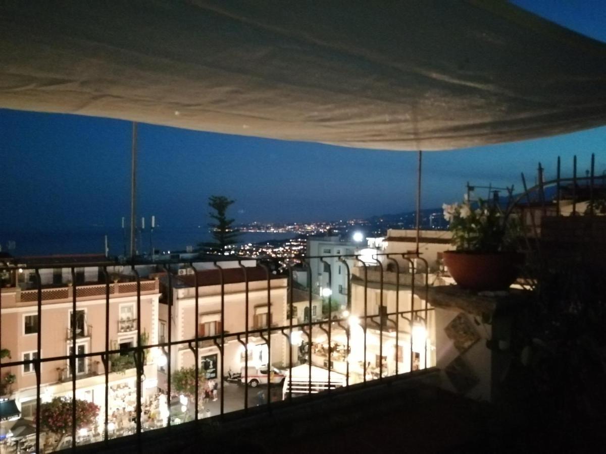 Appartement Aly Art Duomo, Gulf & Etna View Taormine